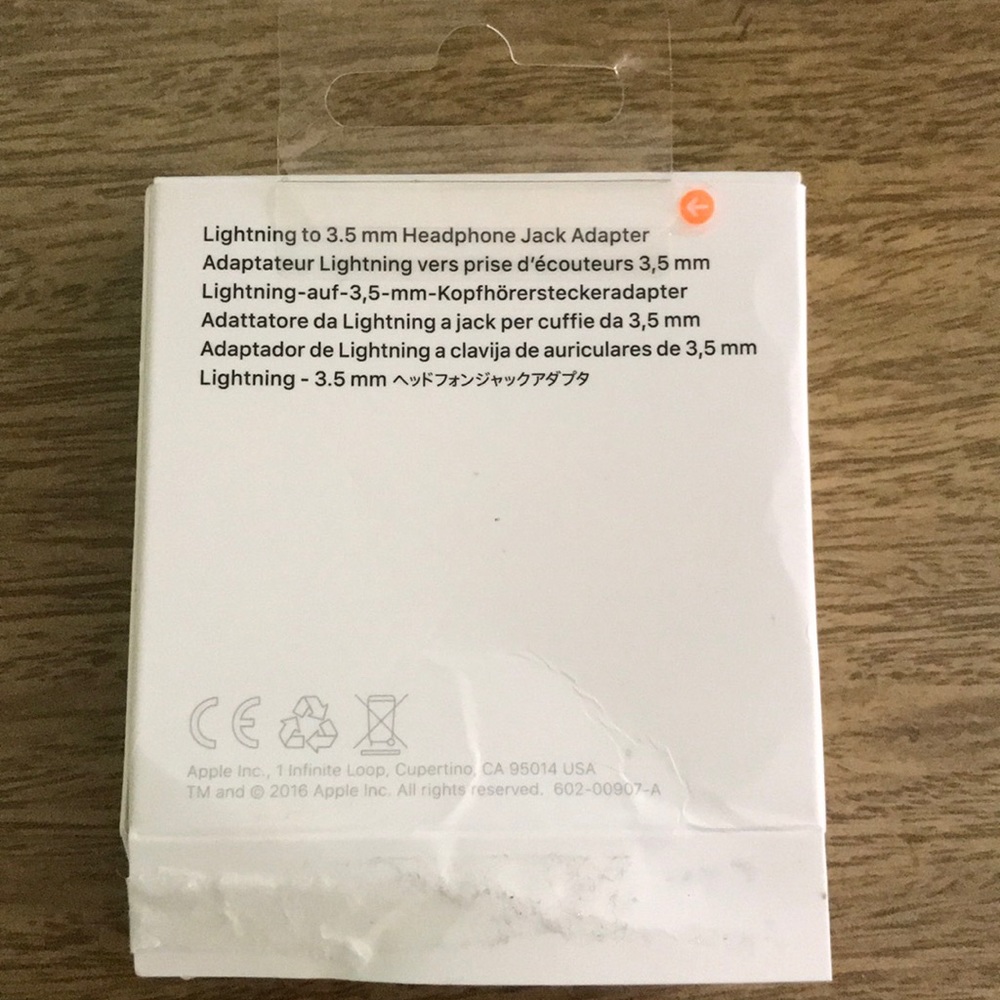 Lightning to Headphone Jack Adapter (Brand New) - Picture 2 of 3